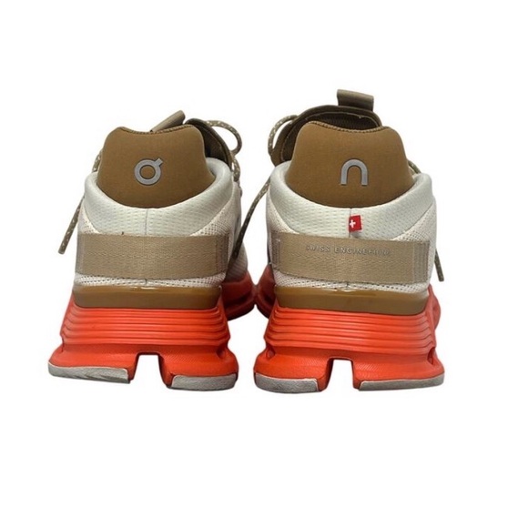 On cloudnova size 7.5 - Picture 5 of 7